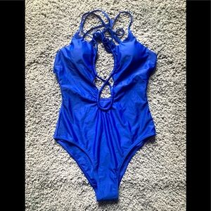 🆕 Cupshe One-piece 🩱solid blue